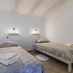 Jozefina Villa